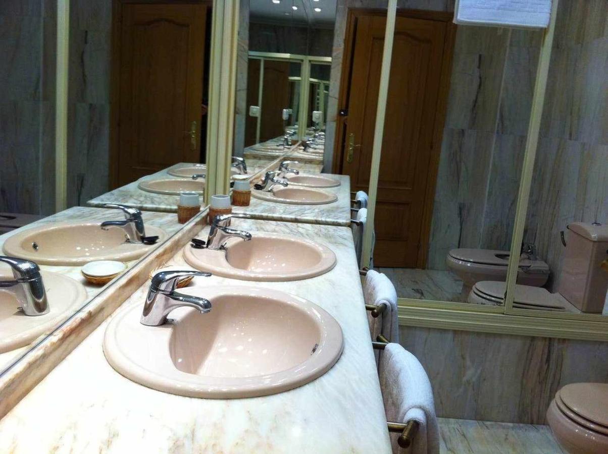 Apartament Plasencia Santa Ana Zewnętrze zdjęcie
