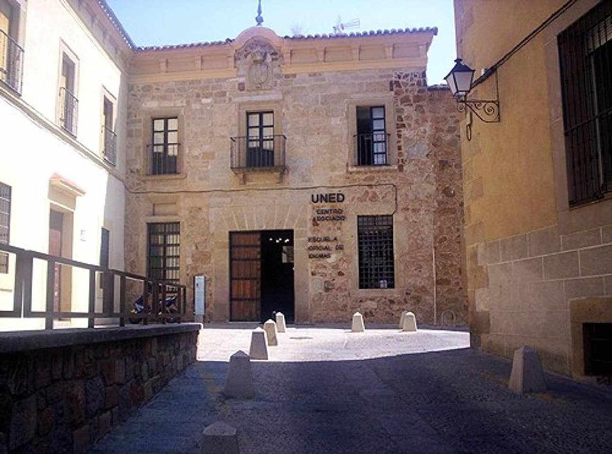 Apartament Plasencia Santa Ana Zewnętrze zdjęcie