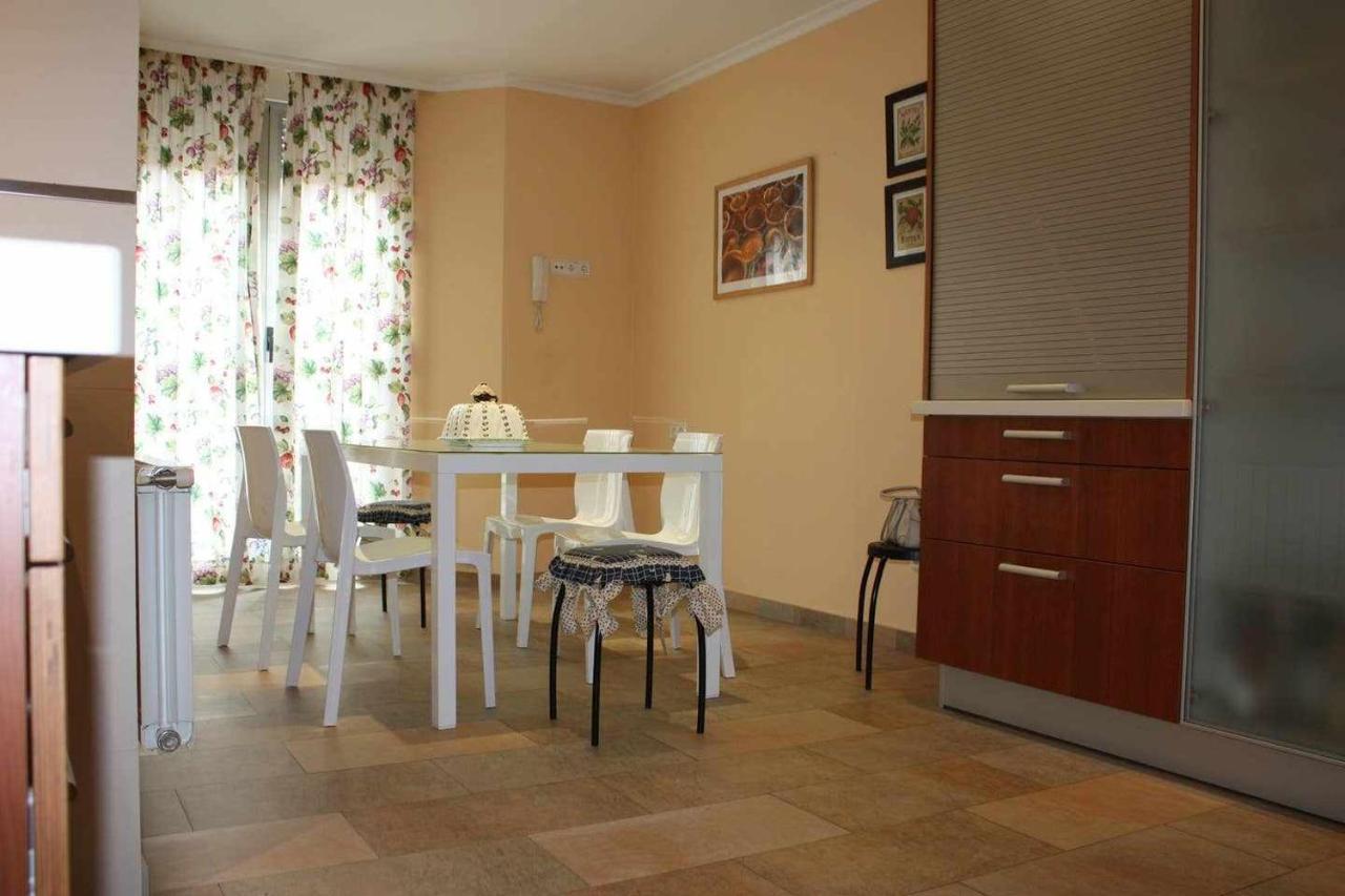 Apartament Plasencia Santa Ana Zewnętrze zdjęcie